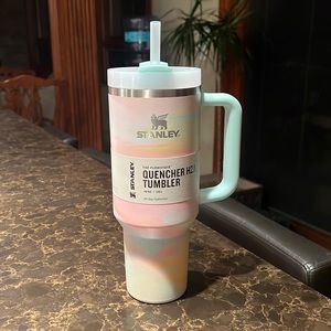 New Stanley 40 oz warm watercolor NWT ✨